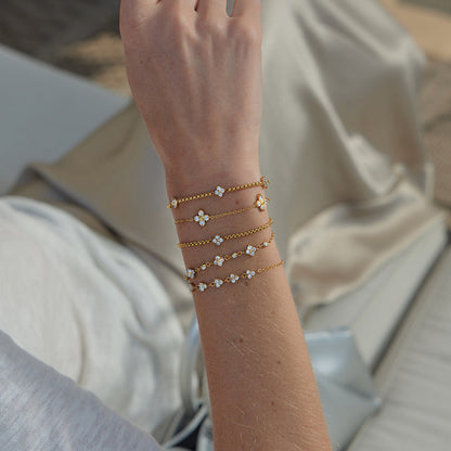 Alba Blossom Station Bracelet
