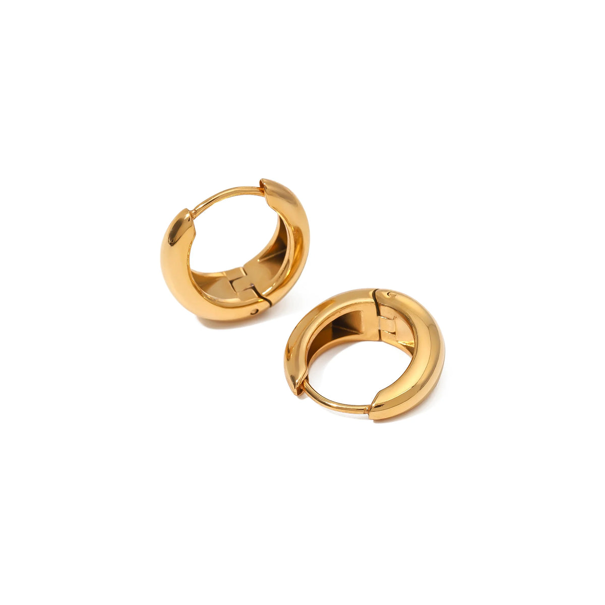 Formentera Chunky Dome Huggie Earrings